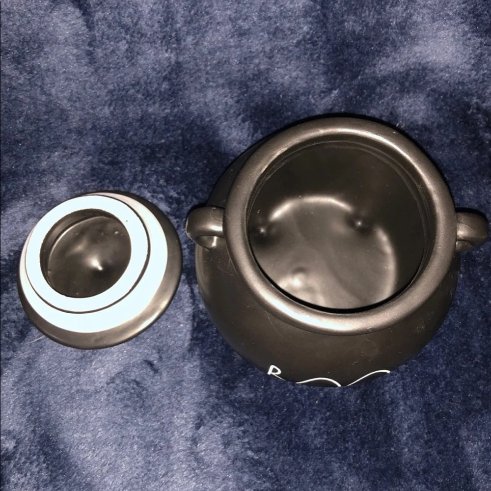 ❌SOLD❌HTF Rae Dunn mini Boo cauldron - Picture 3 of 3